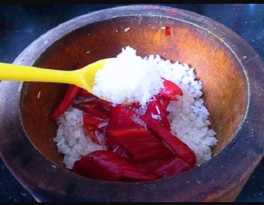 Cách làm nước sốt chấm chân gà